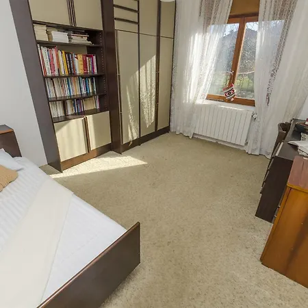 House Ana Holiday home Sestanovac